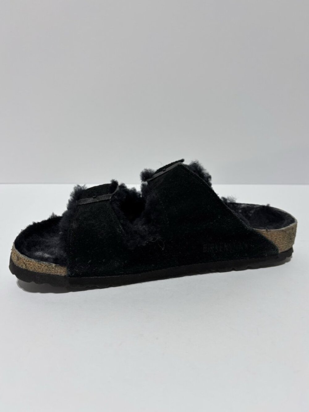 Birkenstock Women’s Arizona Shearling Sandals Black, Size US 6 Narrow, EUR 37 - Picture 2 of 6